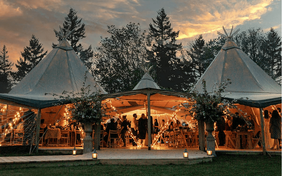 ¡Buscar una carpa para tu boda : qué desafío!